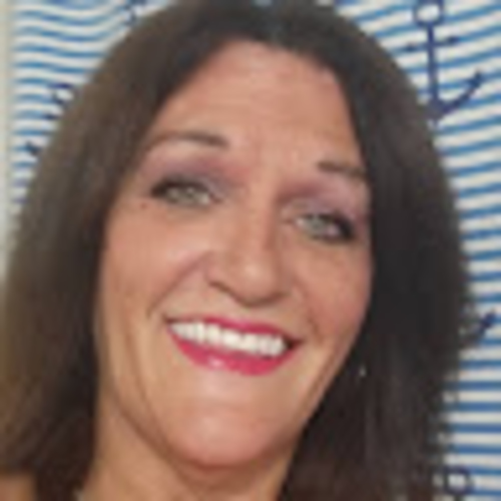 Meet your Posher, Candi